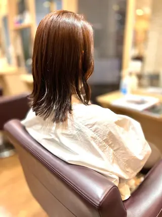 セミロング オオソネ マリアのヘアスタイル