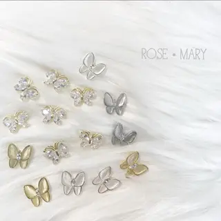 ネイル ROSE・ MARY 鈴木のネイルデザイン