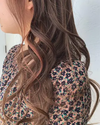 ロング カラー fio マナミのヘアスタイル