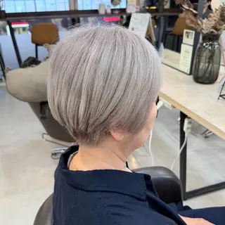 ショート ピンク・ラベンダー 艶カラー🍁かえでのヘアスタイル