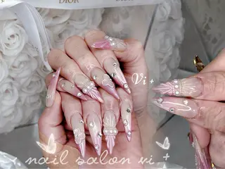 ネイル ✨Nailsalon Vi+✨のネイルデザイン
