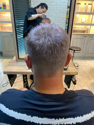 ショート カラー メンズ ヨシダ フミノリのヘアスタイル