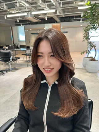 ロング 韓国ヘア/レイヤー Yan✂︎のヘアスタイル