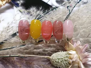 ネイル U·Mi nail salon所属・U·MI 上野御徒町店のネイルデザイン