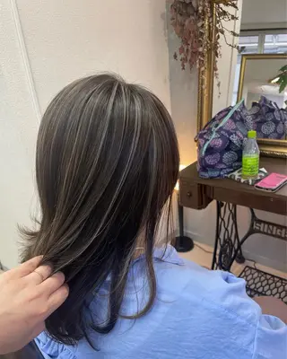 カラー moon所属・高橋 美砂子のヘアスタイル