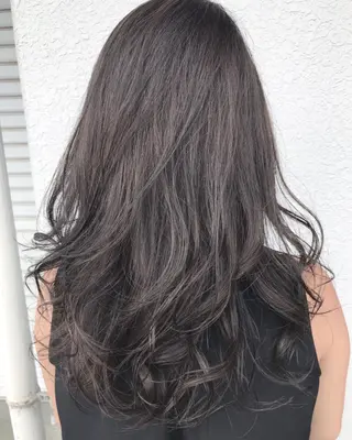 セミロング カラー レイヤーカット匠 イソザキノリユキのヘアスタイル