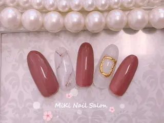 ネイル MiKi Nai池袋 長さだし得意のネイルデザイン