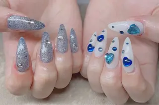 ネイル morelia nailsalon 京橋店所属・ri naのネイルデザイン