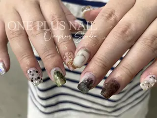 ネイル One Plus Nail Salonのネイルデザイン