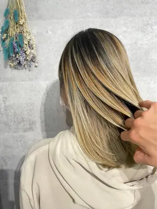 セミロング カラー SHOEI 【nero】のヘアスタイル