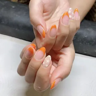 ネイル 上野 由衣のネイルデザイン