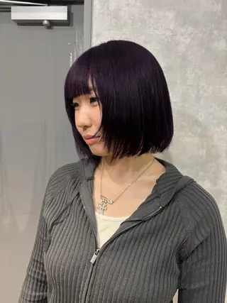 ショート 🌐NATSUMI 🌐【寒色カラー】のヘアスタイル