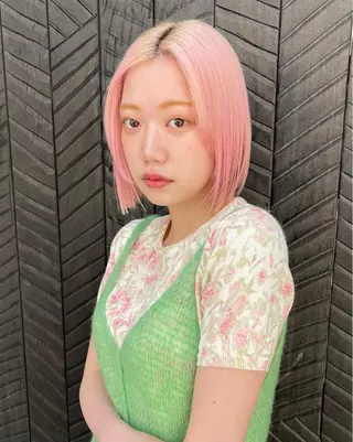 ミディアム カラー mee.urawa所属・似合わせショート×透 明感/やじまたかしのヘアスタイル