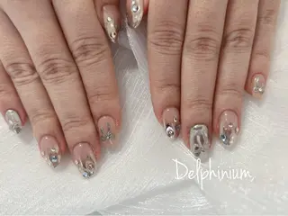 ネイル 岡本 友恵のネイルデザイン