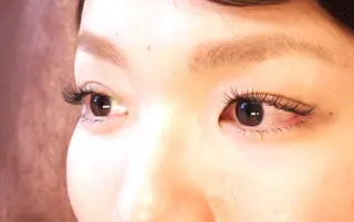 マツエク・マツパ まつげと眉の専門店　Sylph所属・西村 ちひろのマツエク・マツパデザイン