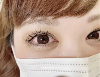 マツエク・マツパ eom eye(オムアイ)所属・eom eye 🍓MOEのマツエク・マツパデザイン