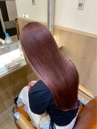 ロング 新宿 今野 愛香のヘアスタイル