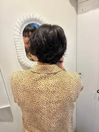 ショート パーマ loty hair design所属・SEIRA🤍 レイヤーカットのヘアスタイル