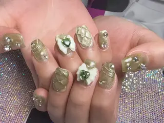 ネイル J&C Nail Salon吉祥寺所属・YU KIのネイルデザイン