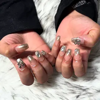 セミロング mao .のネイルデザイン