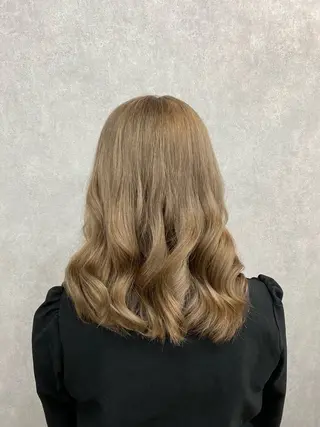 セミロング 🩶西 雪乃/透明感 くすみカラー🫧のヘアスタイル