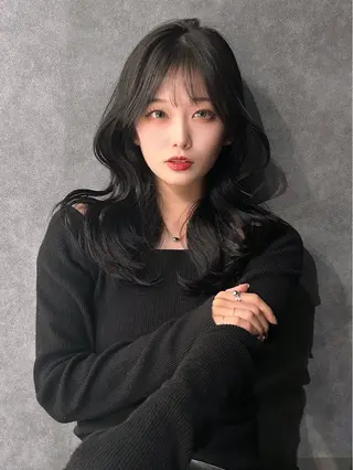 セミロング カラー Lien by kiitos所属・韓国ヘア×レイヤー カット/上田丈也のヘアスタイル