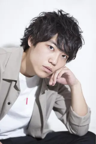 ショート パーマ メンズ Vir by browのヘアスタイル