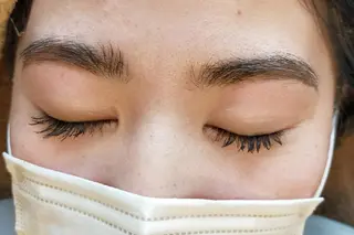 アイブロウ 眉毛サロン eyeroomEの眉毛・アイブロウイメージ