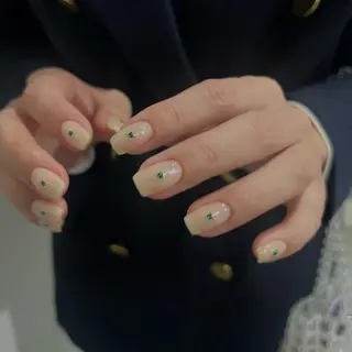 ネイル YOERU所属・YOERU yuukaのネイルデザイン