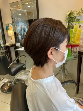 ショート ミナミ マキコのヘアスタイル