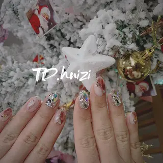 ミディアム めぐみのネイルサロン 惠のネイルデザイン