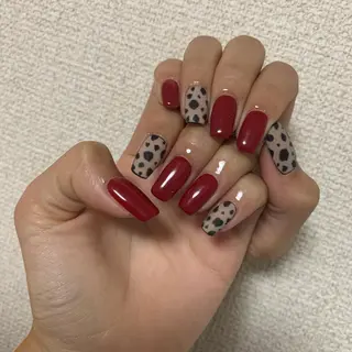 ネイル ネイルリボン 受付スタッフのネイルデザイン