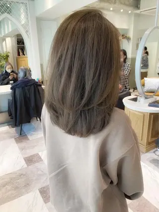 カラー 脱白髪染め/ 髪質改善/ハクのヘアスタイル