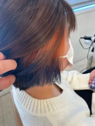 カラー ○HITOMI ○のヘアスタイル