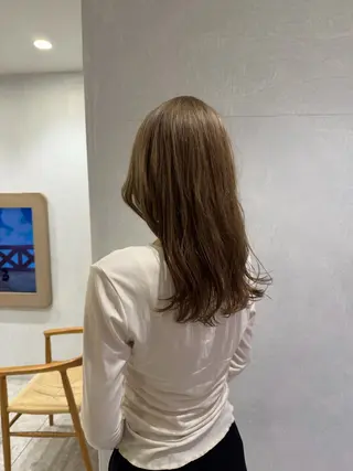 ロング 小林 篤滋郎のヘアスタイル