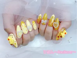 ミディアム りぼん Re:Bonrのネイルデザイン