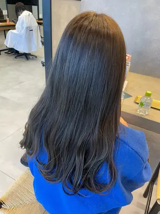 ロング 秋元 菜摘のヘアスタイル