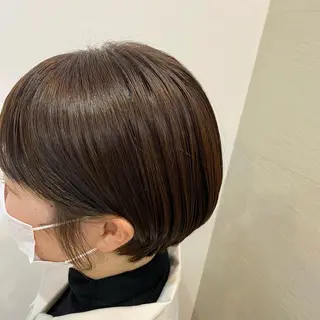 ショート カラー あやめ【顔まわり/レ イヤー/柔らかカラ】のヘアスタイル