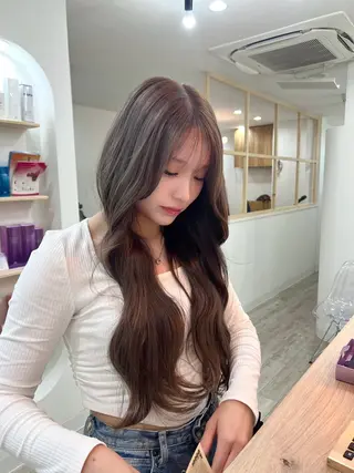 ロング カラー TOKI mahoのヘアスタイル