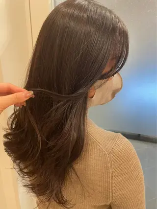 セミロング 河内 大慎のヘアスタイル