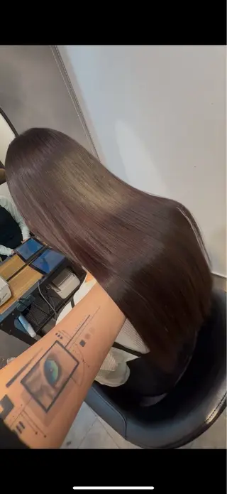 ロング カラー サロウィン新宿3丁目east店3F所属・Hiro 【髪質改善】新宿のヘアスタイル