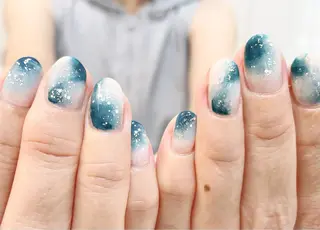 ネイル manis .のネイルデザイン