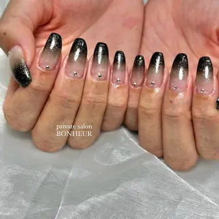 ネイル BONHEUR Annaのネイルデザイン