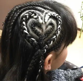 セミロング ヘアアレンジ SPINEL Sawaのヘアスタイル