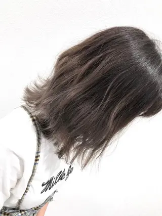 ミディアム 海外風レイヤーカット 👑店長　平松　由のヘアスタイル