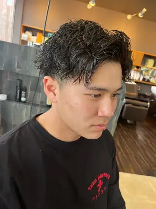 ショート パーマ メンズ特化✨パーマス タイル大得意安田海斗のヘアスタイル