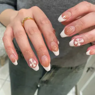 ネイル 細矢 咲花のネイルデザイン