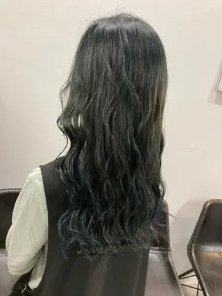 ミディアム カラー SHAFT Ieiriのヘアスタイル