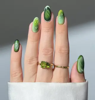 ネイル XIINH NAIL SALONのネイルデザイン