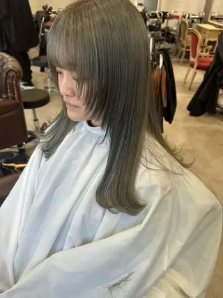 ロング Rubik's茶屋町 MARINのヘアスタイル